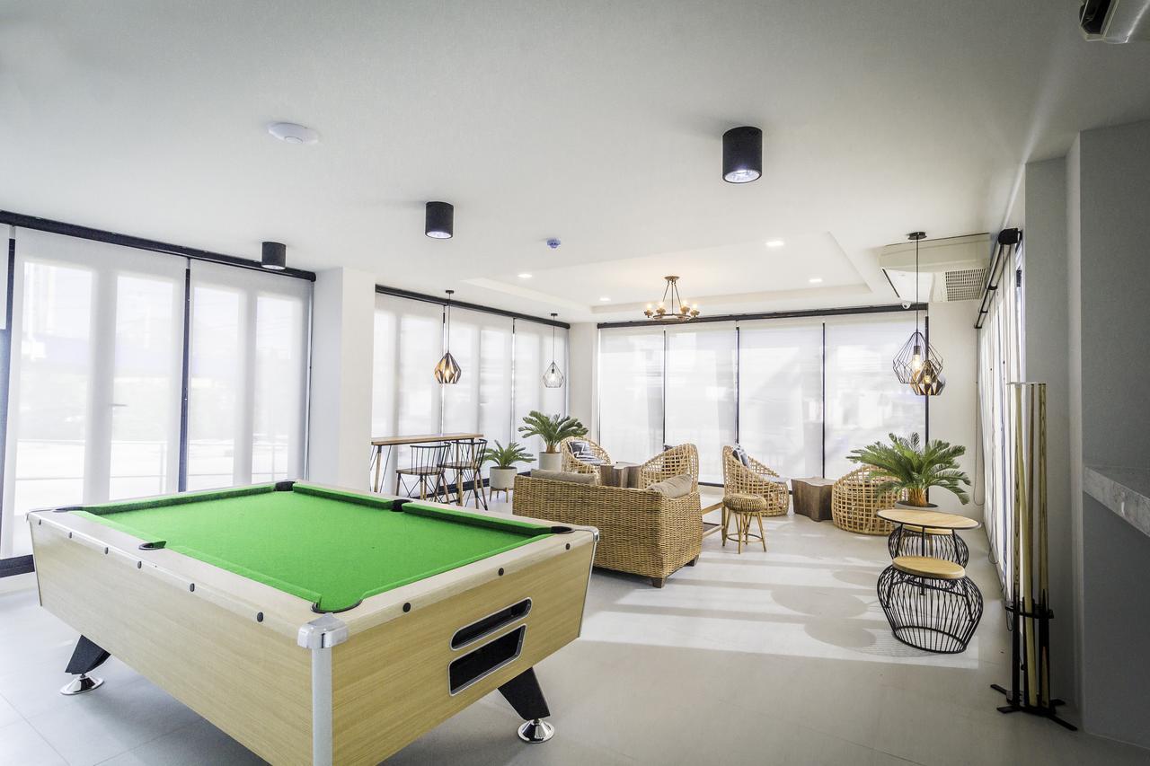 Triple Z Hotel HHQ Zewnętrze zdjęcie