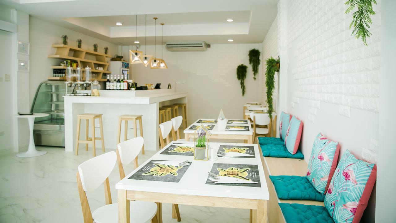 Triple Z Hotel HHQ Zewnętrze zdjęcie