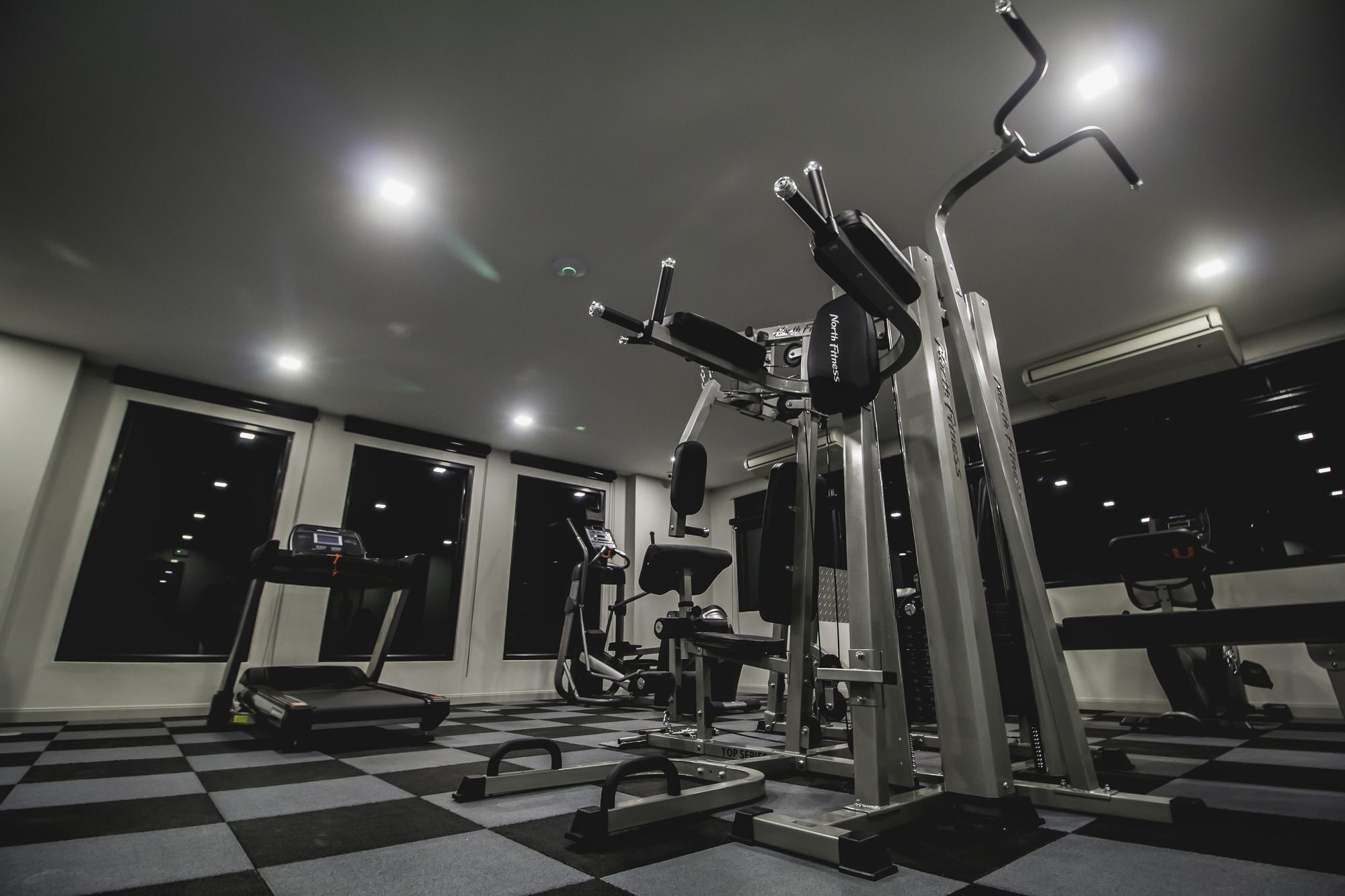 Triple Z Hotel HHQ Zewnętrze zdjęcie