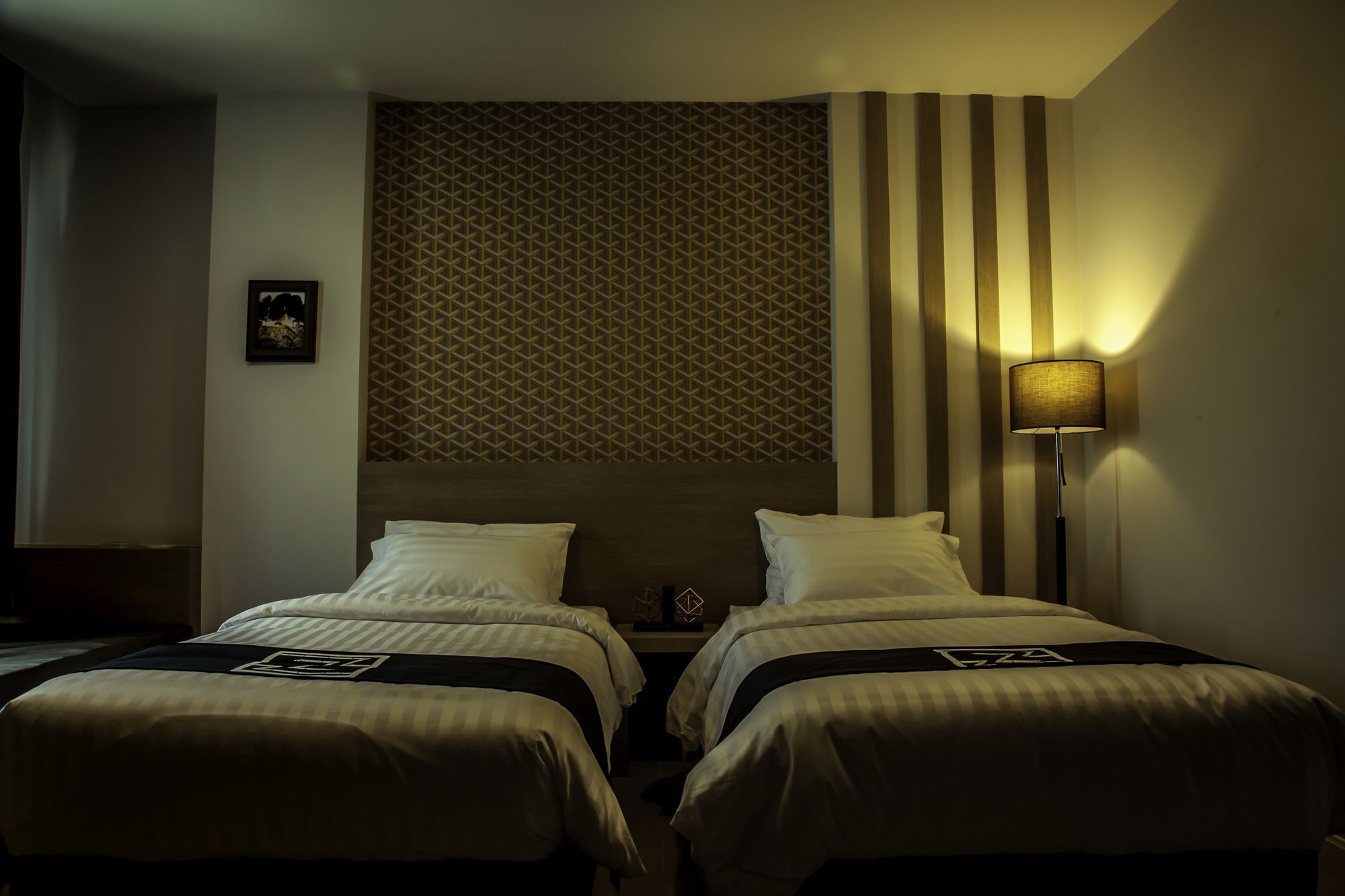 Triple Z Hotel HHQ Zewnętrze zdjęcie